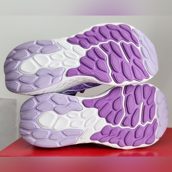 Brand New In Box New Balance Fresh Foam X 1080v12 in size Women's 8 - Picture 4 of 6